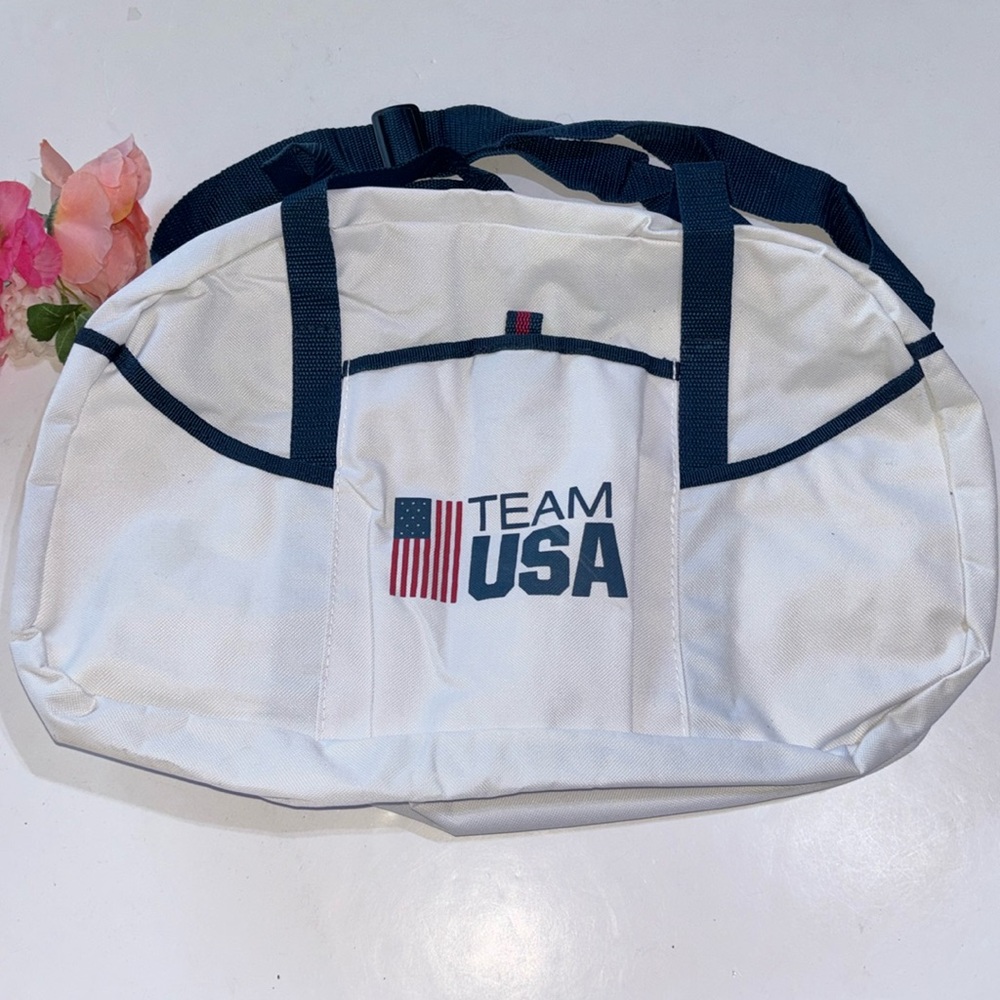 Team USA Duffle Bag White and Navy TEAM USA SMALL DUFFLE BAG RETRO OLYMPics